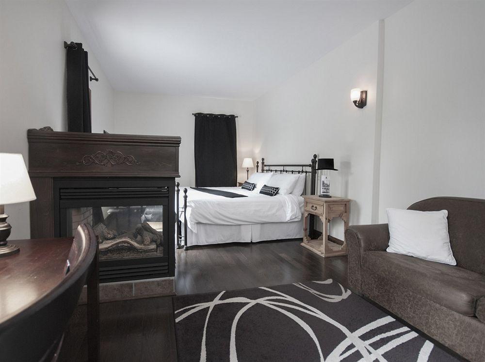 Auberge Nuits De St-Georges Bromont Buitenkant foto