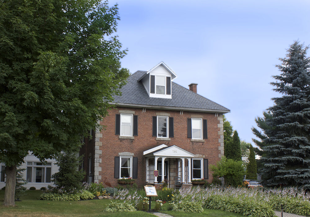 Auberge Nuits De St-Georges Bromont Buitenkant foto